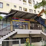 Comfy Studio Room Apartment At Kebagusan City By Travelio