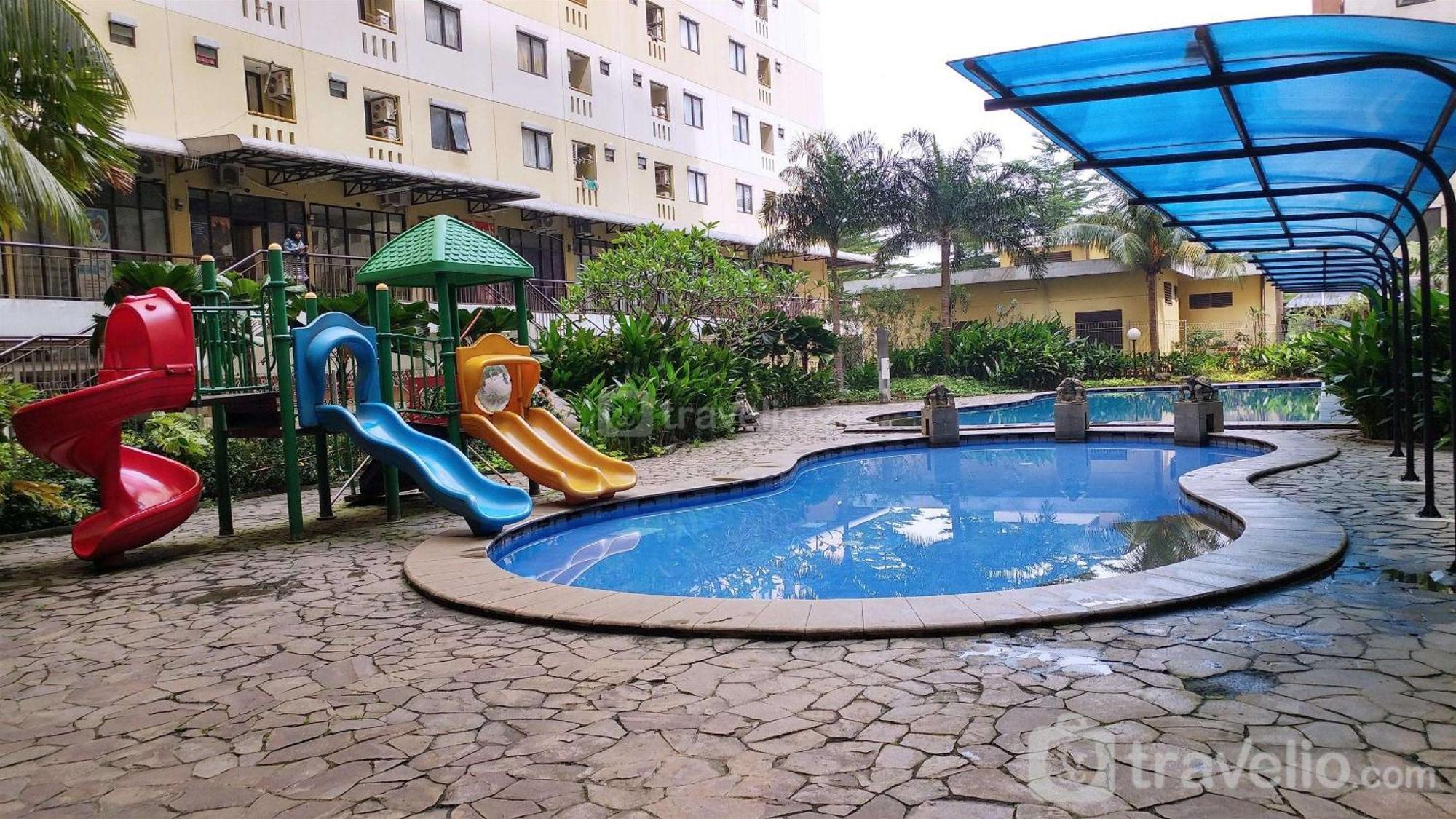 Comfy At Kebagusan By Travelio Apartment *